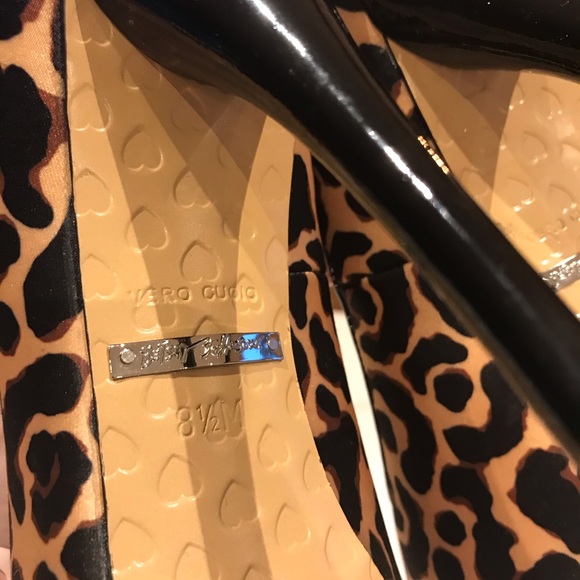 Betsy Johnson leapord heels - Picture 7 of 7